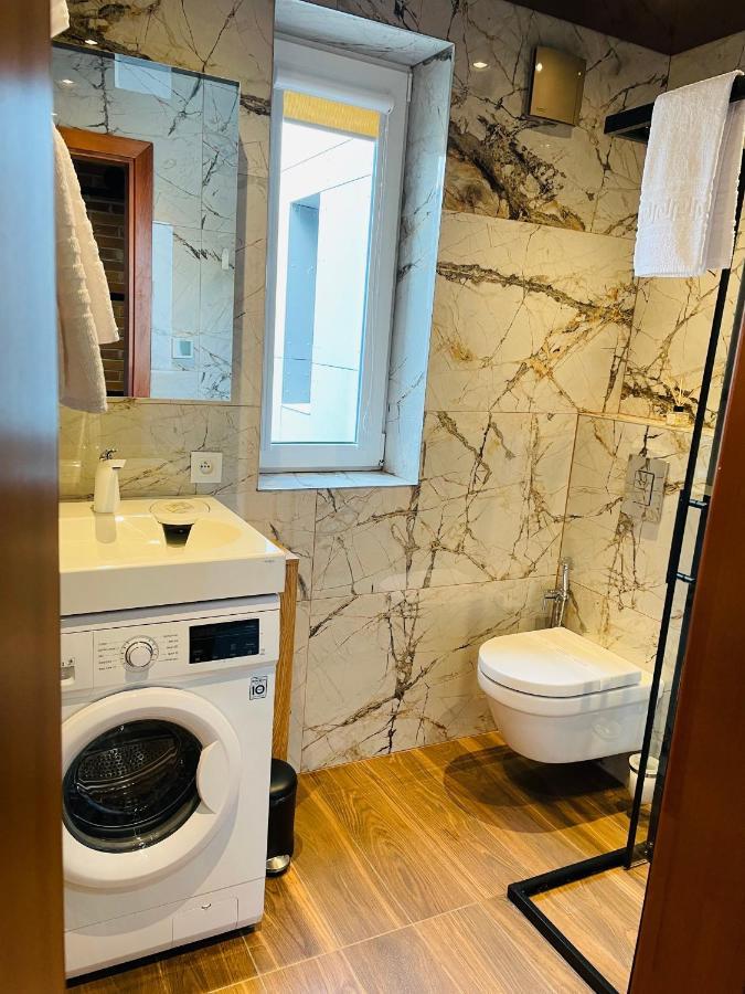 Brivibas - Stones, Free Privat Parking, Free Wifi, Self Check-in Apartament Ryga