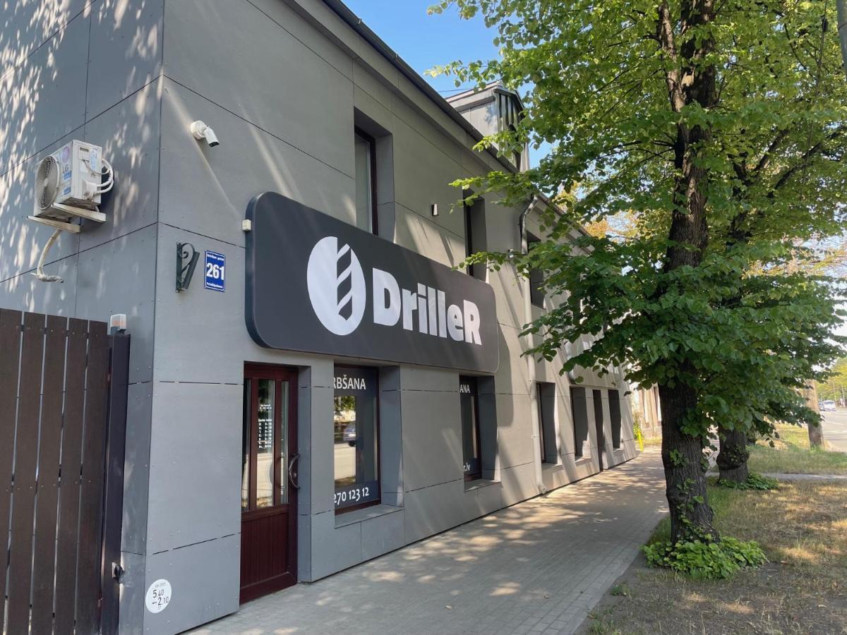 Brivibas - Stones, Free Privat Parking, Free Wifi, Self Check-in Apartament *