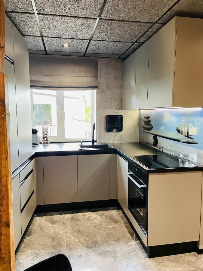 Apartament Brivibas - Stones, Free Privat Parking, Free Wifi, Self Check-in Ryga