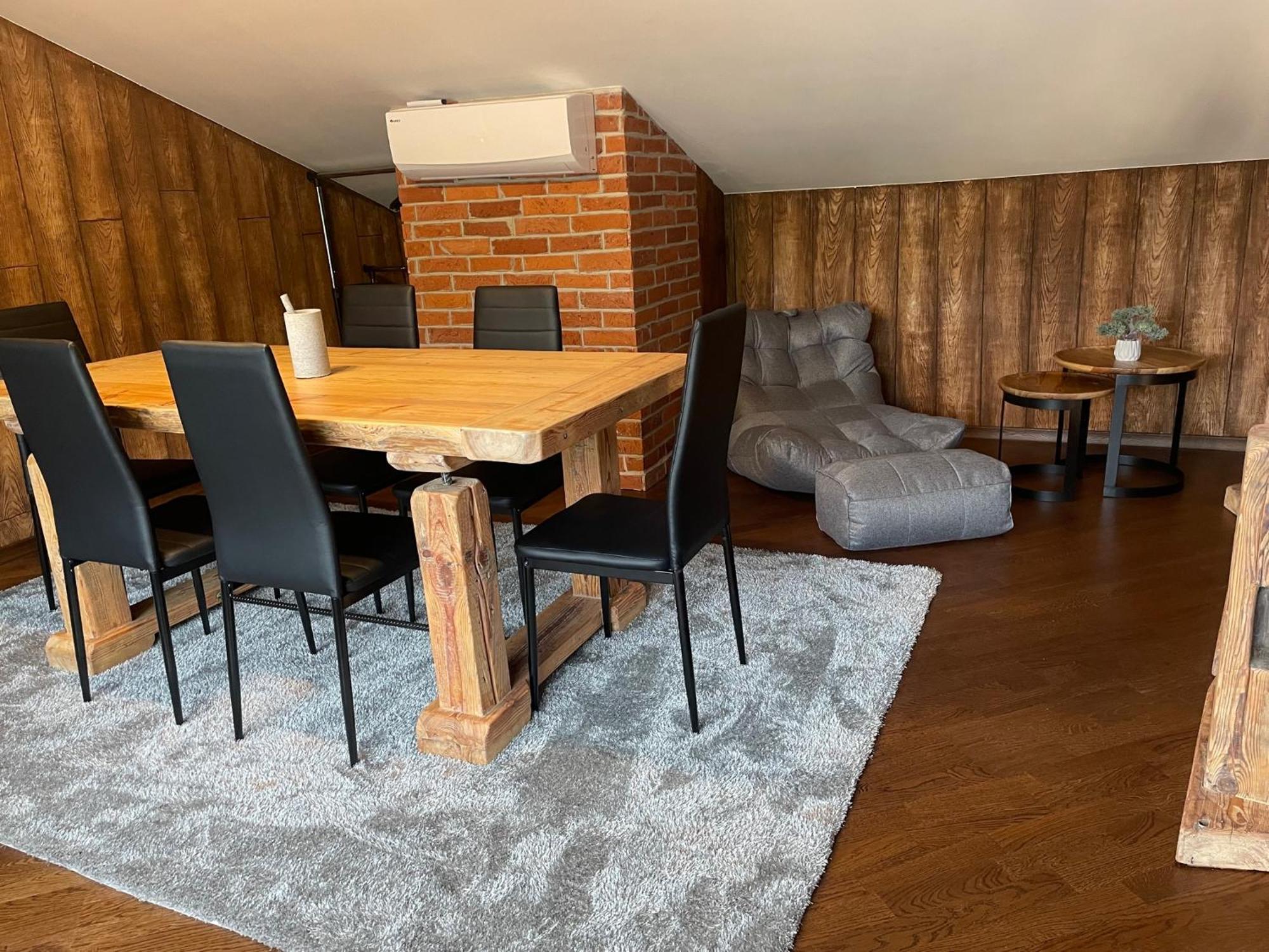 Brivibas - Stones, Free Privat Parking, Free Wifi, Self Check-in Ryga